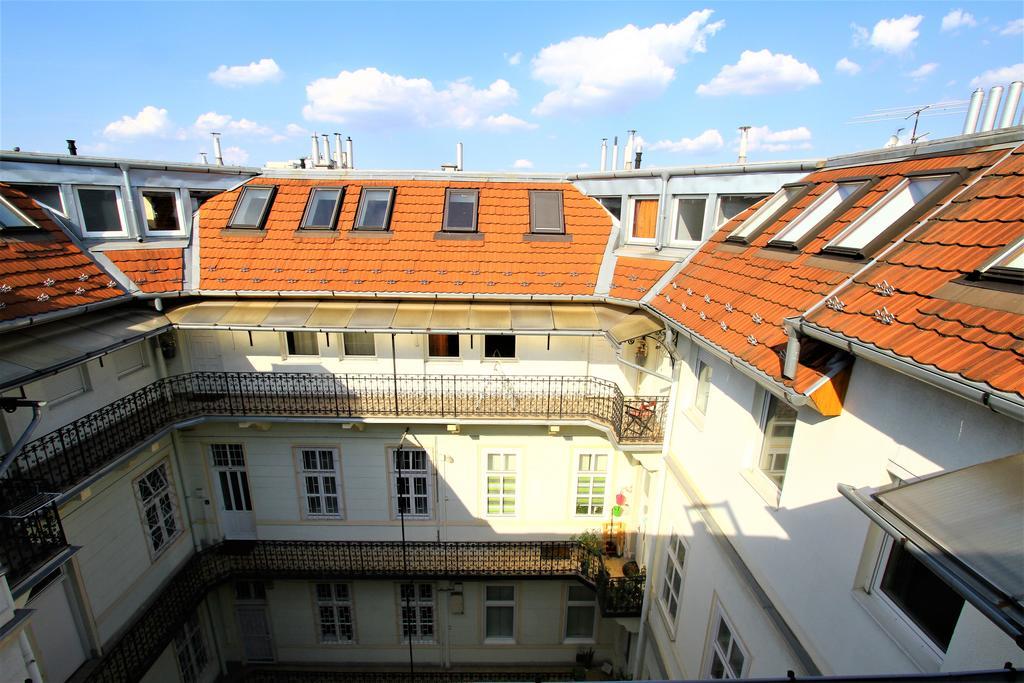 Grand Trees Apartment Budapest Eksteriør billede