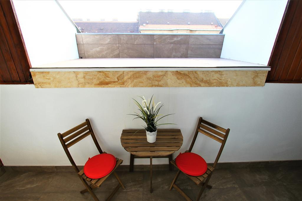 Grand Trees Apartment Budapest Eksteriør billede